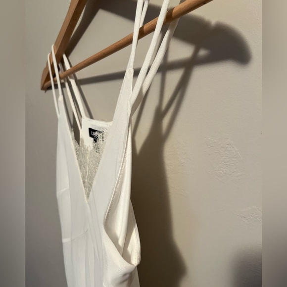 Express Strappy Pleated Lace Cami NWT - Picture 9 of 12